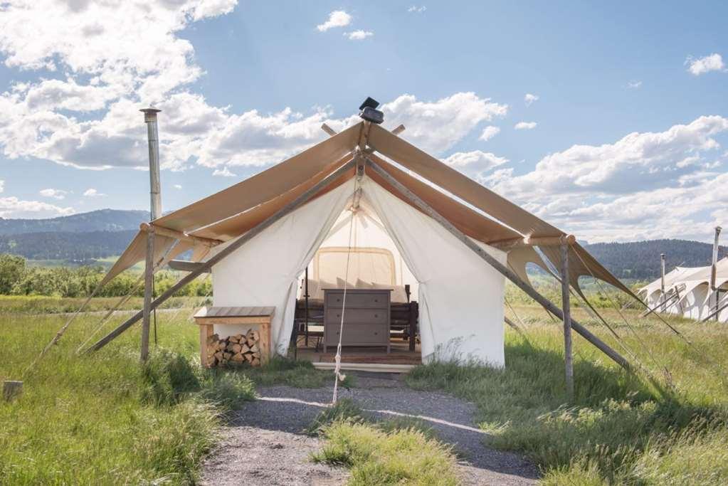 Under Canvas West Yellowstone Phòng bức ảnh