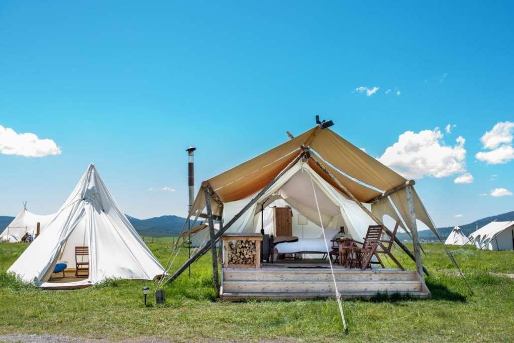 Under Canvas West Yellowstone Phòng bức ảnh