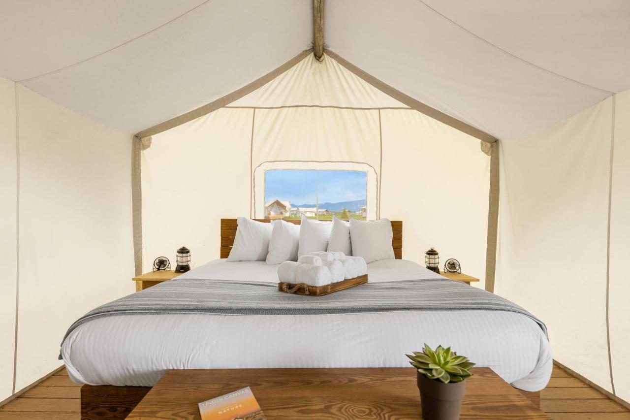 Under Canvas West Yellowstone Ngoại thất bức ảnh