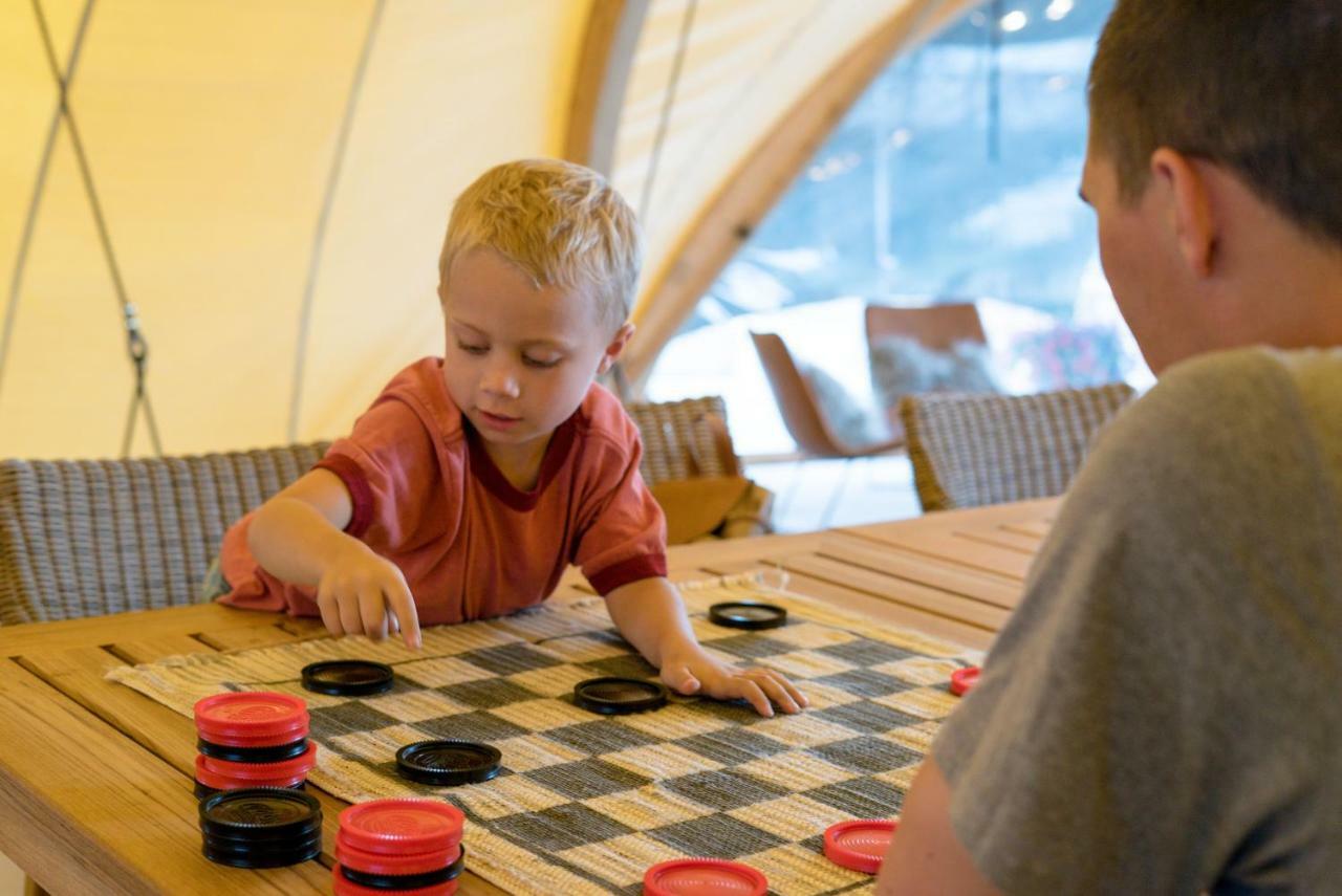 Under Canvas West Yellowstone Ngoại thất bức ảnh